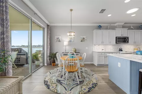 Dining - 9299 SW 66th Loop, Ocala, FL 34481 photo 4 of 6