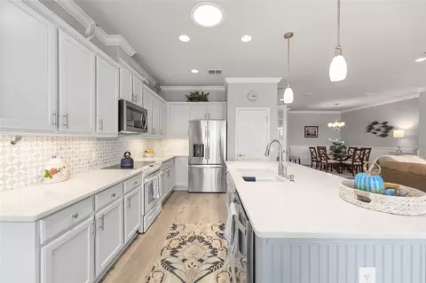 Kitchen - 9299 SW 66th Loop, Ocala, FL 34481 photo 1 of 5