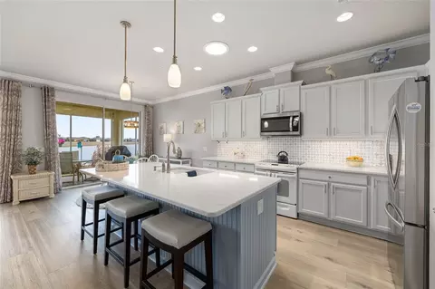 Kitchen - 9299 SW 66th Loop, Ocala, FL 34481 photo 4 of 5