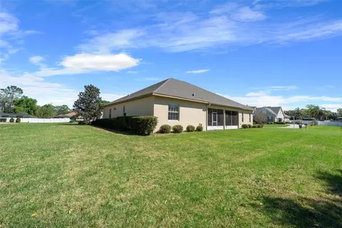 Exterior - 5073 SE 39th Loop, Ocala, FL 34480 photo 10 of 17