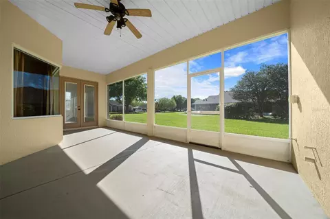 Exterior - 5073 SE 39th Loop, Ocala, FL 34480 photo 12 of 17
