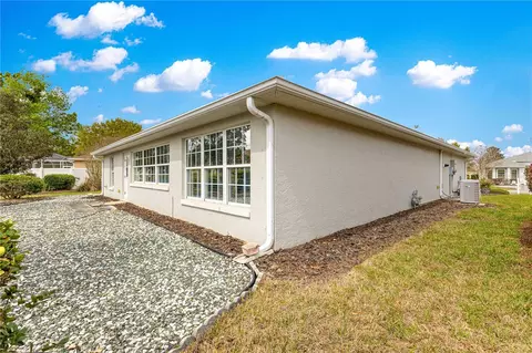 Exterior - 8061 SW 81st Loop, Ocala, FL 34476 photo 3 of 8
