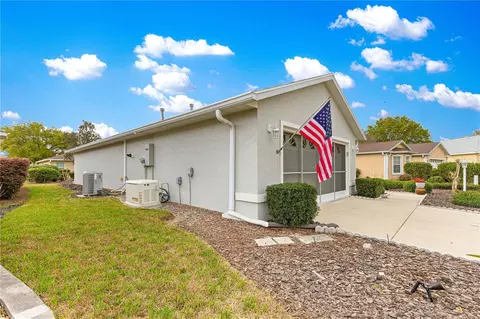 Exterior - 8061 SW 81st Loop, Ocala, FL 34476 photo 4 of 8
