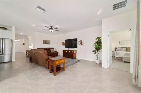 Living - 6053 SW 93rd Loop, Ocala, FL 34476 photo 2 of 3