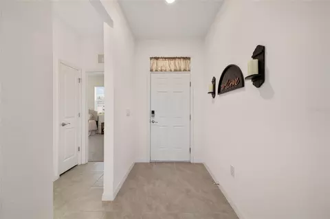 Entry Way - 6053 SW 93rd Loop, Ocala, FL 34476 photo 3 of 9