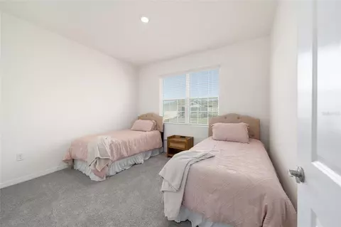 Bedroom - 6053 SW 93rd Loop, Ocala, FL 34476 photo 7 of 10