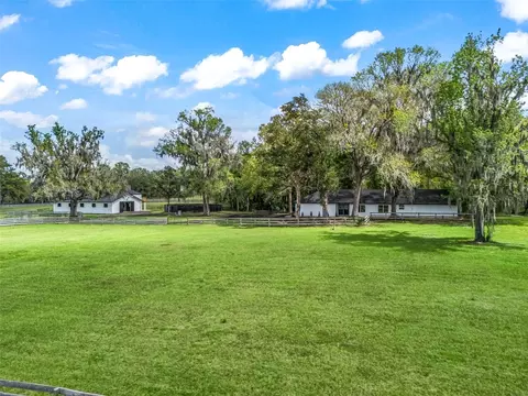 8251 NW 136th Avenue Rd, Ocala, FL 34482