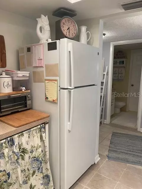 Kitchen - 666 Midway Dr #A, Ocala, FL 34472 photo 3 of 5