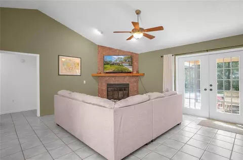 Living - 826 E Gaines Ln, Hernando, FL 34442 photo 1 of 1