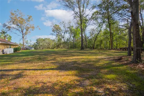 Exterior - 826 E Gaines Ln, Hernando, FL 34442 photo 14 of 18
