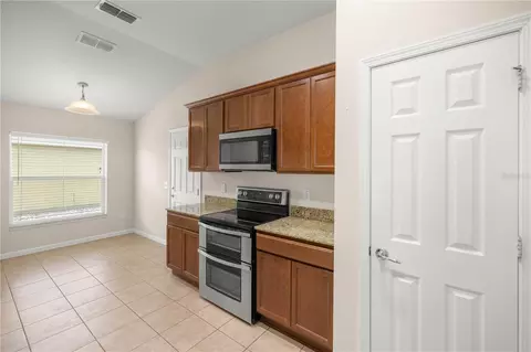 Entry Way - 4664 SW 40th Pl, Ocala, FL 34474 photo 1 of 2