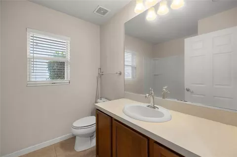 Bath - 4664 SW 40th Pl, Ocala, FL 34474 photo 2 of 3