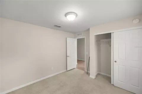 Bedroom - 4664 SW 40th Pl, Ocala, FL 34474 photo 3 of 4