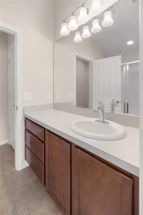 Bath - 4664 SW 40th Pl, Ocala, FL 34474 photo 1 of 3