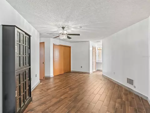 Living - 6350 NE 86th Ave, Bronson, FL 32621 photo 8 of 12