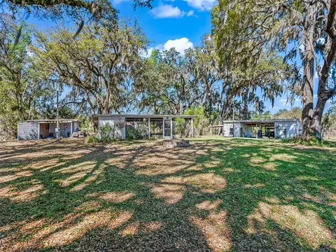 Exterior - 6350 NE 86th Ave, Bronson, FL 32621 photo 15 of 24