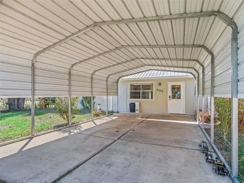 Exterior - 6350 NE 86th Ave, Bronson, FL 32621 photo 13 of 24