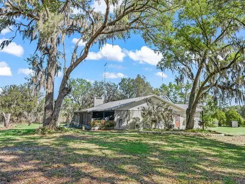 Exterior - 6350 NE 86th Ave, Bronson, FL 32621 photo 11 of 24