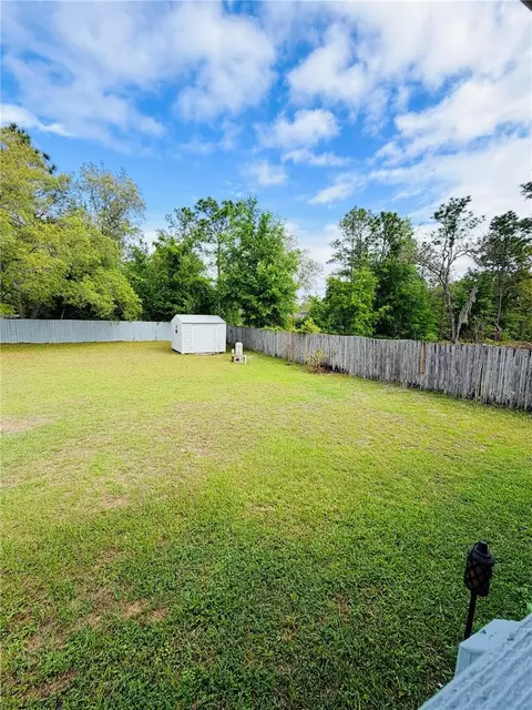 Exterior - 16 Pecan Drive Loop, Ocala, FL 34472 photo 9 of 10