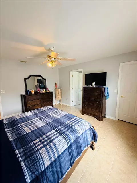 Bedroom - 16 Pecan Drive Loop, Ocala, FL 34472 photo 4 of 4