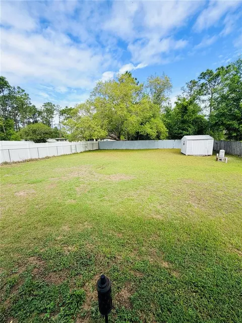 Exterior - 16 Pecan Drive Loop, Ocala, FL 34472 photo 8 of 10