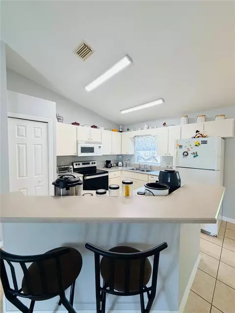 Kitchen - 16 Pecan Drive Loop, Ocala, FL 34472 photo 5 of 6
