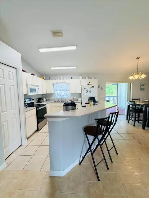Kitchen - 16 Pecan Drive Loop, Ocala, FL 34472 photo 1 of 6