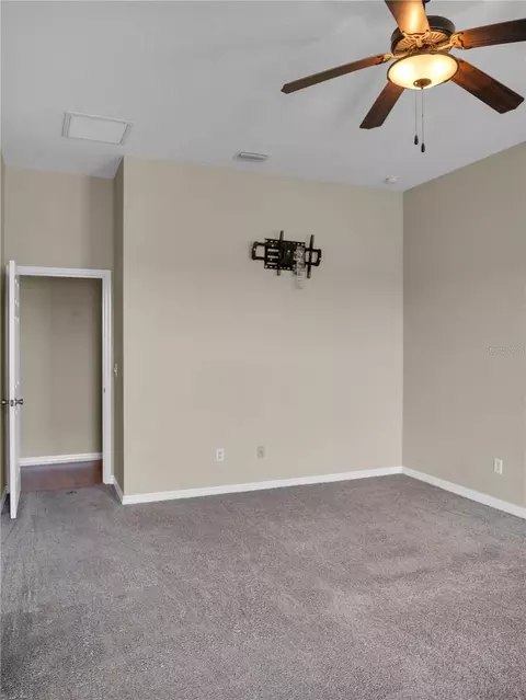 Bedroom - 6260 SW 90th St, Ocala, FL 34476 photo 4 of 11