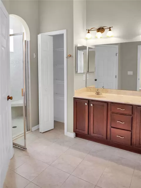 Bath - 6260 SW 90th St, Ocala, FL 34476 photo 6 of 9