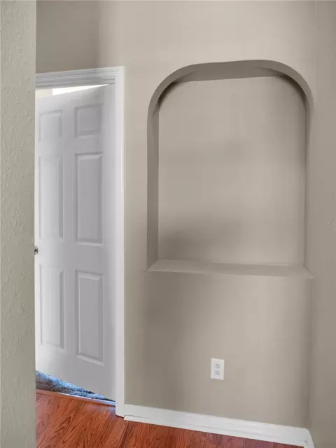 Entry Way - 6260 SW 90th St, Ocala, FL 34476 photo 4 of 6