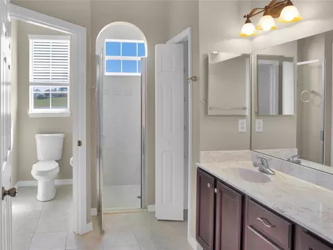 Bath - 6260 SW 90th St, Ocala, FL 34476 photo 5 of 9