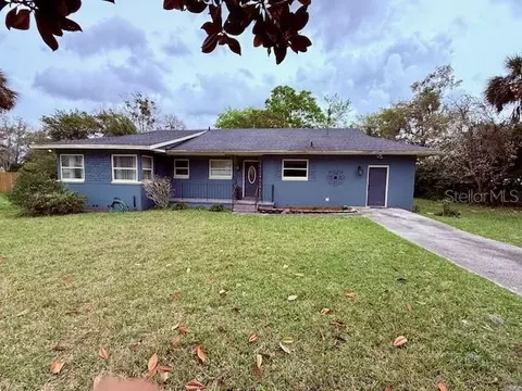 215 NW 8th St, Williston, FL 32696