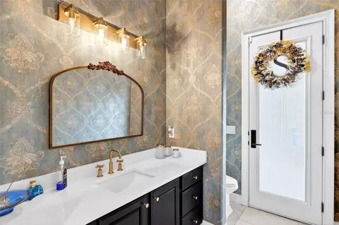 Bath - 2730 SE 101st St, Ocala, FL 34480 photo 5 of 5