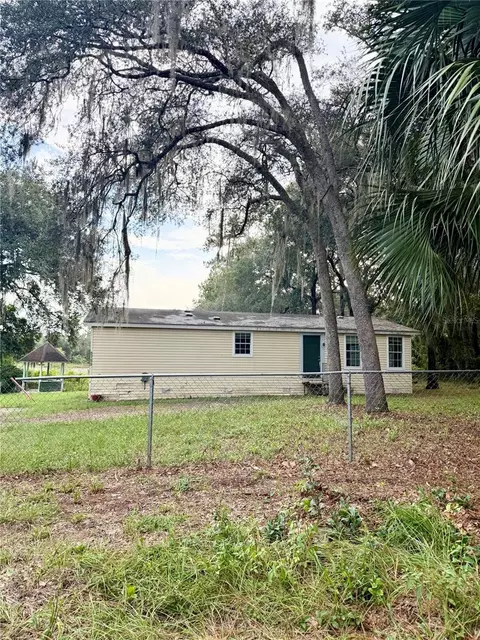 5756 NE 165th Terrace Rd, Silver Springs, FL 34488