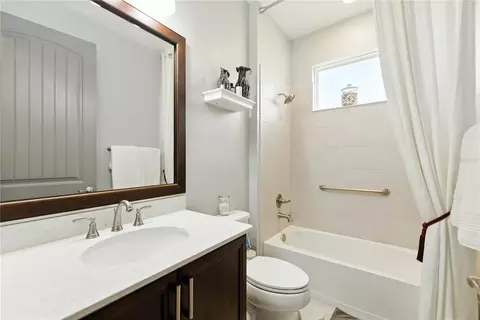 Bath - 8883 SW 85th Loop, Ocala, FL 34481 photo 1 of 6