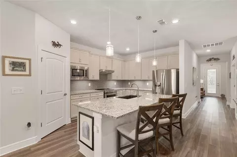 Kitchen - 9267 SW 56th Loop, Ocala, FL 34481 photo 3 of 8
