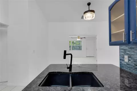 Kitchen - 65 Pecan Loop, Ocala, FL 34472 photo 3 of 5