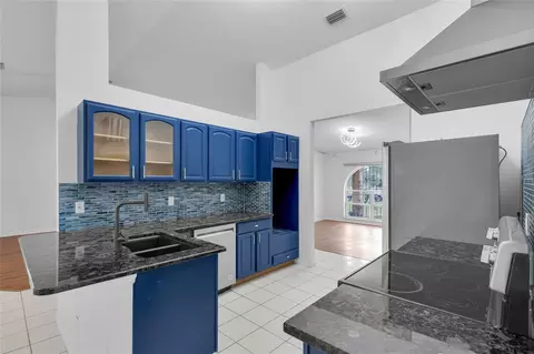 Kitchen - 65 Pecan Loop, Ocala, FL 34472 photo 2 of 5