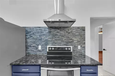 Kitchen - 65 Pecan Loop, Ocala, FL 34472 photo 4 of 5