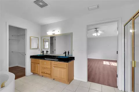 Bath - 65 Pecan Loop, Ocala, FL 34472 photo 3 of 6