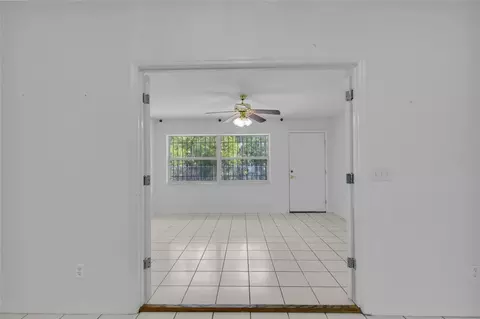 Living - 65 Pecan Loop, Ocala, FL 34472 photo 7 of 7