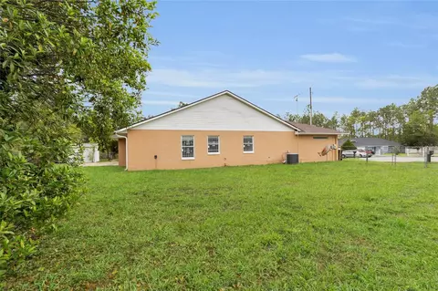 Exterior - 65 Pecan Loop, Ocala, FL 34472 photo 4 of 4