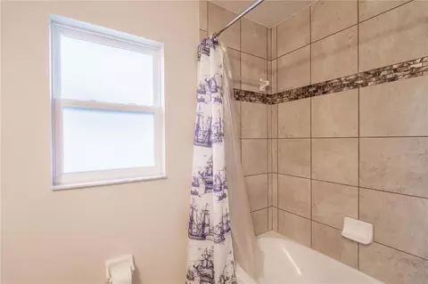 Bath - 5273 SW 96th Pl, Ocala, FL 34476 photo 8 of 8