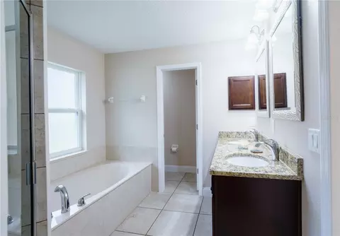 Bath - 5273 SW 96th Pl, Ocala, FL 34476 photo 1 of 8