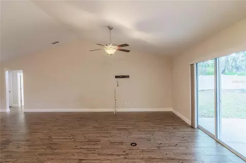 Living - 5273 SW 96th Pl, Ocala, FL 34476 photo 4 of 8
