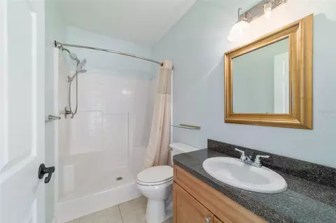 Bath - 16638 N Highway 329, Reddick, FL 32686 photo 7 of 7
