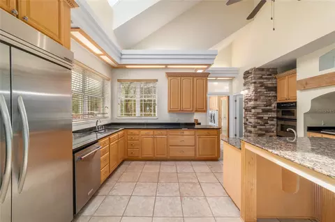 Kitchen - 16638 N Highway 329, Reddick, FL 32686 photo 1 of 7