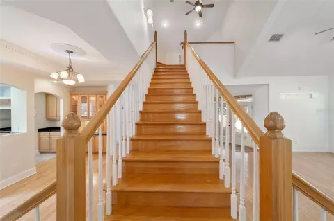 Entry Way - 16638 N Highway 329, Reddick, FL 32686 photo 7 of 12