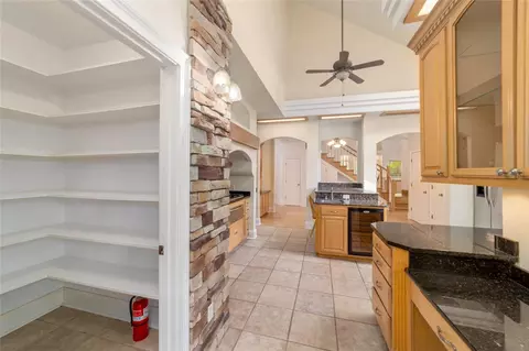Entry Way - 16638 N Highway 329, Reddick, FL 32686 photo 5 of 12
