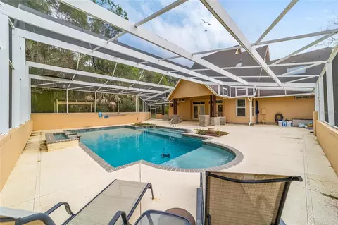 Exterior - 16638 N Highway 329, Reddick, FL 32686 photo 9 of 24